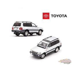 Toyota Land Cruiser 100 (LHD) - Argent - GCD - 1:64 - KS-023-381 Passion Diecast