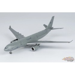 Airbus  CC330 Husky (A330-200)  RCAF Royal Canadian Air Force   330003  / JC Wings 1:400 / LH4RCAF373