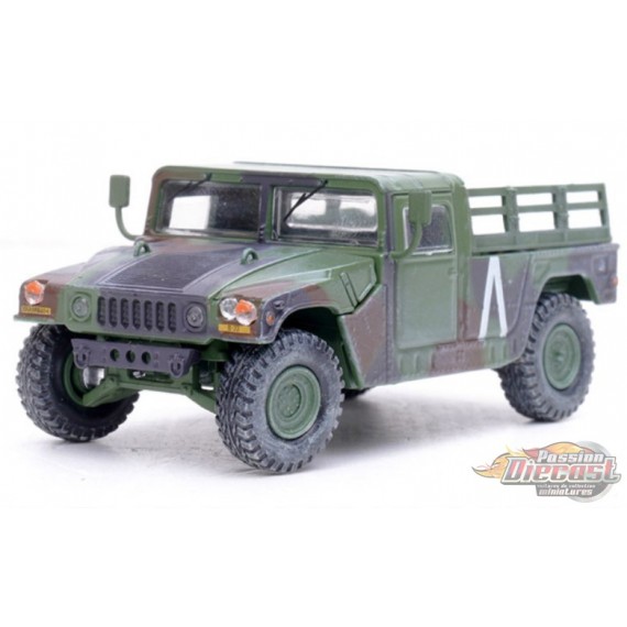 (Online only) AM General M998 HMMWV / US Army 101st Air Div, 4th Rgt, Iraq Op. Desert Storm 1991 / Panzerkampf 1:64 - 12503AA