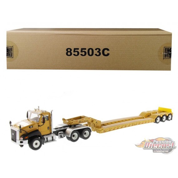 Caterpillar CT660 Day Cab with XL 120 HDG Lowboy Trailer - Diecast Master 1/50 - 85503C
