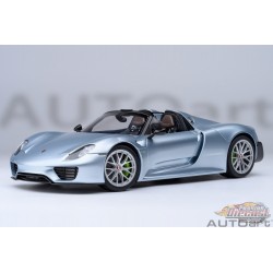 Porsche 918 Spyder Weissach Package (Liquid Metal Chrome Blue) - Autoart 1/18 - 77923 - Passion Diecast 