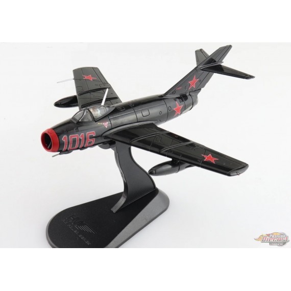 Mikoyan-Gurevich MiG-15 Fagot / Combat Air Museum, Red 1016, Combat Air Museum, KS / Hobby Master 1:72 HA2422