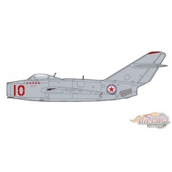 (Preorder) Mikoyan-Gurevich MiG-15 Fagot / CPVAF, Red 10, North Korea, 1950s / Hobby Master 1:72 HA2425