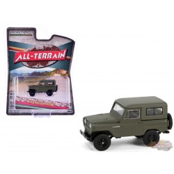 Nissan Patrol 1962 en vert olive mat - All-terrain Series 16 - 1/64 Greenlight - 35290 A