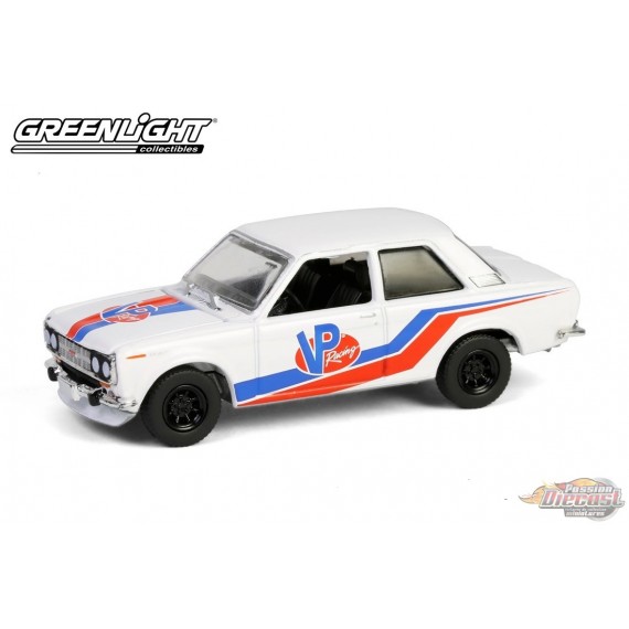 VP Racing Fuels - 1968 Datsun 510 Widebody Coupe - Running on Empty Series 17 - 1/64 Greenlight - 41170 C