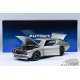 Nissan Skyline 2000 GT-R (KPGC110) Tuned version (Silver) - Autoart 1/18 - 77466 - Passion Diecast 