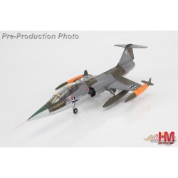 (Preorder) Lockheed TF-104G Starfighter / Luftwaffe JG 74 Molders, 27+87, Germany 1970s / Hobby Master 1:72 HA1077