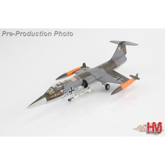 (Preorder) Lockheed F-104G Starfighter / Luftwaffe JG 74 Molders, 24+68, Germany 1970s / Hobby Master 1:72 HA1078