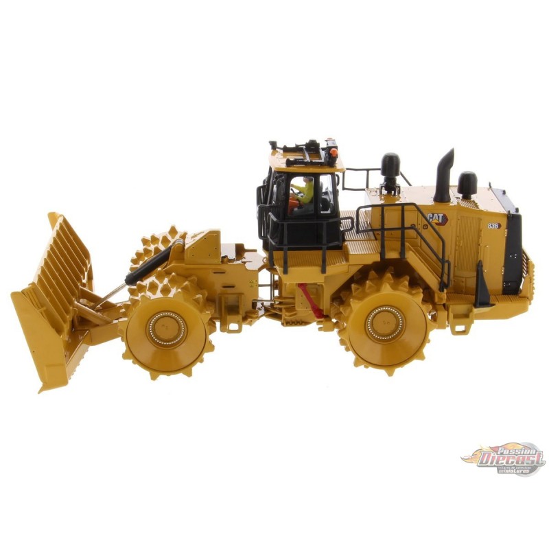 Miniature Cat Caterpillar 836G Compacteur - Norscot 1/50, Modèle 55074, Neuf