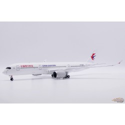 China Eastern Airlines Airbus A350-900 XWB / B-304D /  JC Wings  1:200 /  LH2477