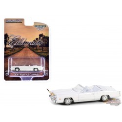 1976 Cadillac Eldorado Convertible White with Bull Horns Hood Ornament (Hobby Exclusive) - 1/64 Greenlight -30523