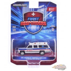 Glacier County 1991 Chevrolet Suburban Ambulance Cut Bank, Montana - Responders Series 2 - 1/64 Greenlight - 67060 B