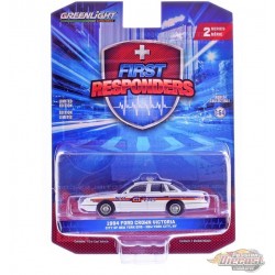 Los Angeles, CA Fire Dept. EMS - 2000 Ford Crown Victoria - Responders Series 2 - 1/64 Greenlight - 67060 C