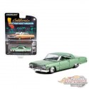 Greenlight 1/64 California Lowriders Series 4 - 1973 Cadillac Sedan Deville 63050 E