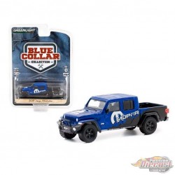 MOPAR - 2021 Jeep Gladiator with Off-Road and Tonneau Cover - Blue Collar Collection Series 10 - 1/64 Greenlight - 35220 F