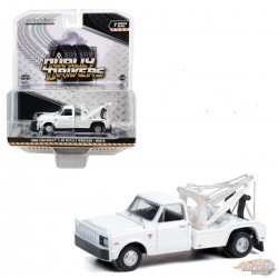 1968 Chevrolet C-30 Dually Wrecker en blanc  - Dually Drivers  7 - Greenlight 1-64 - 46070 A - Passion Diecast