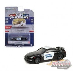 2015 Nissan GT-R - Oceanside, California Police   Hot Pursuit  38 1:64 GreenLight  GL-42960 D  -  Passion Diecast