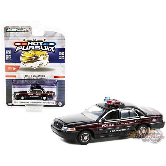 2001 Ford Crown Victoria Interceptor Police -Test & Evaluation Vehicle-Hot Pursuit  39 -1 /64 Greenlight-42970 D - PassionDiecas