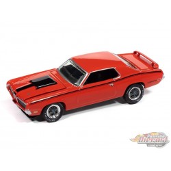 1970 Mercury Cougar Eliminator Mecum Auctions en compétition Orange - Johnny Lightning 1/64 - JLCT015 A