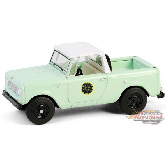 US Border Patrol - 1969 Harvester Scout Half Cab - Hot Pursuit Series Special Edition - 1/64 Greenlight - 43035 A