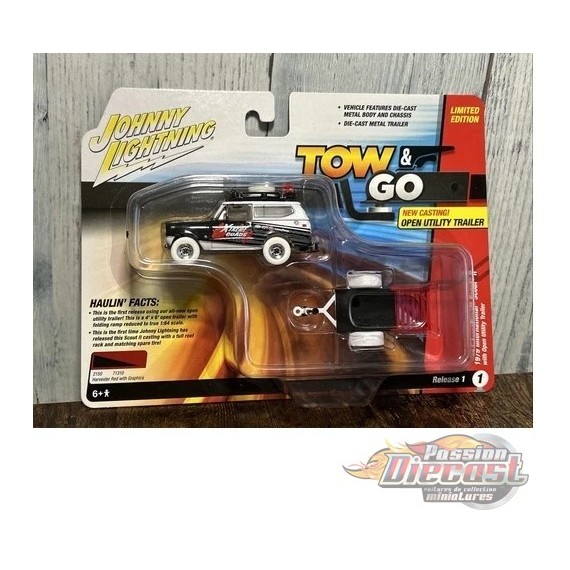 CHASE CAR Xtreme Quads - International Scout 1979 avec remorque ouverte - Tow & Go - Johnny Lightning 1:64 - JLBT020 AGR