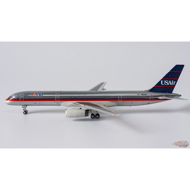 Modellino Aereo 1:400 NG Model | USAir Boeing 757-200 N603AU | Diecast + Trattorino Omaggio