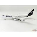 (Free shipping) Lufthansa Boeing 747-430 / D-ABVZ / JFOX Models / 1:200 / JF-747-4-063