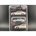 CHASE CAR Mercedes-Benz S-Class Wald Alabaster - Blanc - Tarmac Works - 1/64 - T64G-072-WHGR