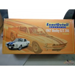 (Usagé) 1967 Shelby GT-350 Fastback White w/ Blue Stripes Exact Details  1/18 WCC703 -  Usagé  Lire