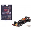 Red Bull RB16B No.33 Max Verstappen Vainqueur du Grand Prix d'Abou Dhabi 2021 - Mini GT - 1:64 - MGT00835
