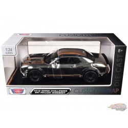 (Preorder) 2018 Dodge Challenger SRT Hellcat Widebody - Chrome - Custom Wrap - Motormax 1/24 - 79095