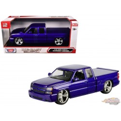 Chevy Silverado Extended Cab 2006 Custom - Metallic Blue - Motormax 1/25 - 79039 BL Passion Diecast