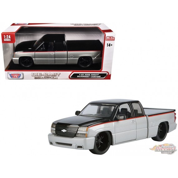 Chevy Silverado Extended Cab 2006 Custom - Silver with Black Two-Tone - Motormax 1/25 - 79039 SLBK Passion Diecast
