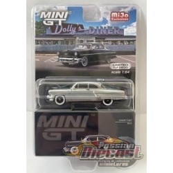 CHASE CAR Lincoln Capri 1954 Black - Mini GT - 1:64 - MGT00448GR Passion Diecast