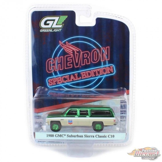 (Green machine) - 1988 GMC Suburban Sierra Classic C10 - Chevron Special Edition Series 1 - 1/64 Greenlight - 41175 DGR