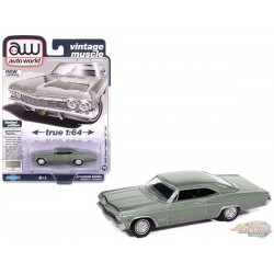 1965 Chevrolet Impala in Willow Green - Auto World - 1/64 - AWSP193 B