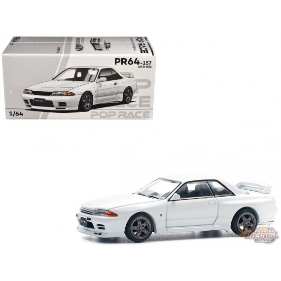GTR R32 Crystal White - Pop Race 1:64 - PR640157 -  Passion Diecast 