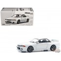 GTR R32 Crystal White - Pop Race 1:64 - PR640157