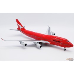 Qantas Boeing 747-400 / VH-OEJ / "All Red" / JC Wings 1/200 - XX20376