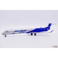 Bombardier CRJ-1000ER "Next Gen" / C-FNXG /  JC Wings / 1:200 / LH2512
