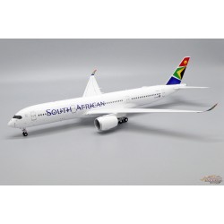 South African Airways Airbus A350-900XWB / ZS-SDF /  JC Wings / 1:200 / XX2429