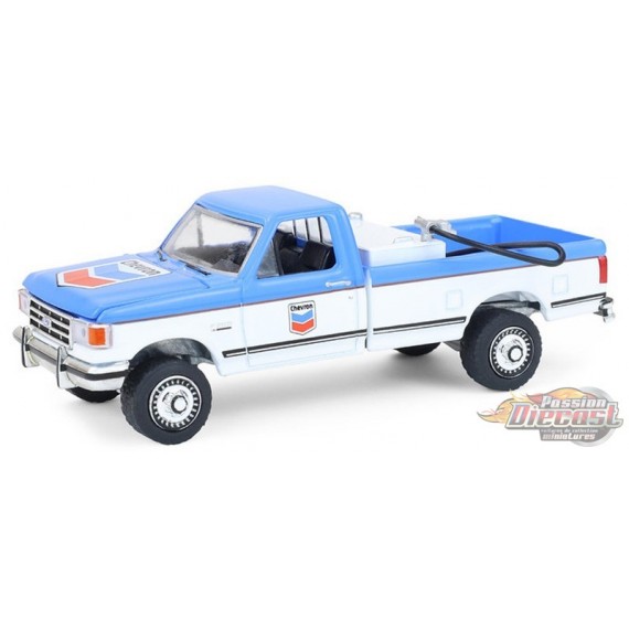 Chevron - 1991 Ford F-250 XL Pickup Truck - Blue Collar Collection Series 14 - 1/64 Greenlight - 35300 D