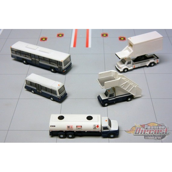 (Web Only)  Airport Service Vehicles  / Gemini Jets / 1:200 /  G2APS450