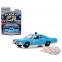 (Web Only) 1974 Dodge Monaco  de la Police de Montréal, Canada   1-64 greenlight 42890 4