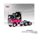 (Preorder) Kenworth K100 Aerodyne 1976 - Noir et rose - IXO Models - 1:64 - U64TR006