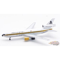 Mexicana McDonnell-Douglas DC-10-15 / N10045 / White Box Models / 1:200 / WB-DC10-045P