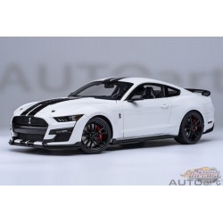 Ford Mustang Shelby GT500 (Oxford Blanc) - Autoart 1/18 - 73095 - Passion Diecast 