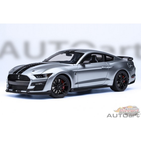 Ford Mustang Shelby GT500 (Argent iconique) - Autoart 1/18 - 73096 - Passion Diecast