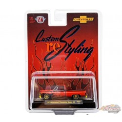 CHASE CAR 1973 Chevrolet Cheyenne Super 10 Custom Re Styling - Maron  - Hobby Exclusive - M2 Machine - 1:64 - 31500-HS70GR