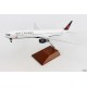 (Pre-order) Air Canada Boeing 777-300 w. gear & wood stand / Skymarks 1:200  SKR5144